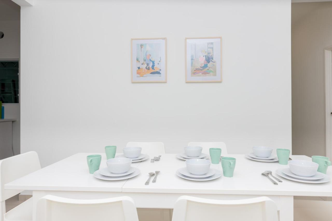 White Lagom Scandinavian House, By Sanguine Daire Tanjung Tokong Dış mekan fotoğraf